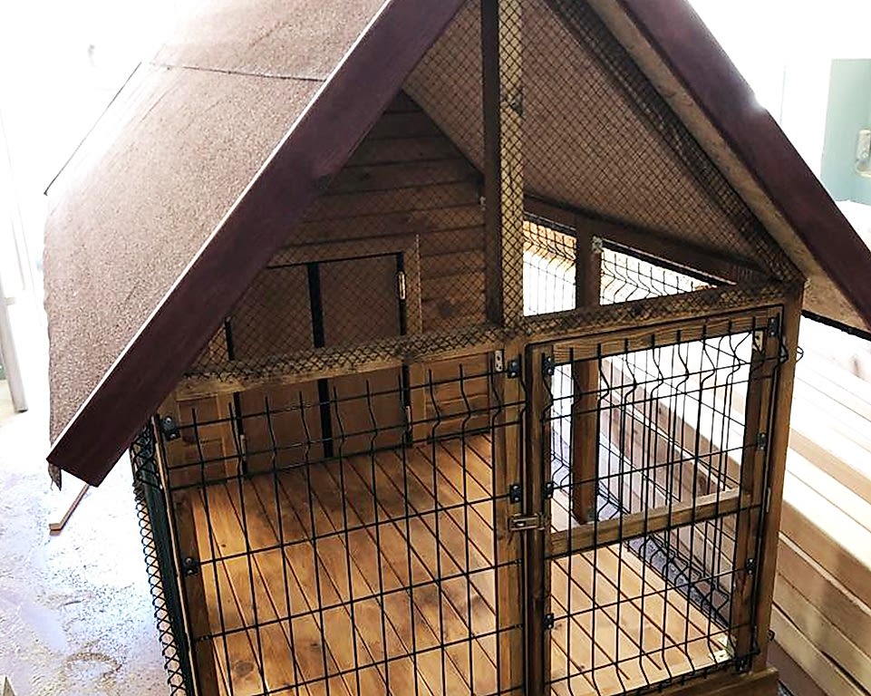 İzolasyonlu Ahşap Köpek Kulübesi